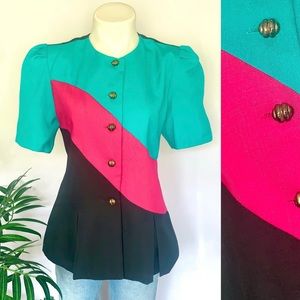 v i n t a g e :: Funky Retro Puff Sleeve Statement Blouse